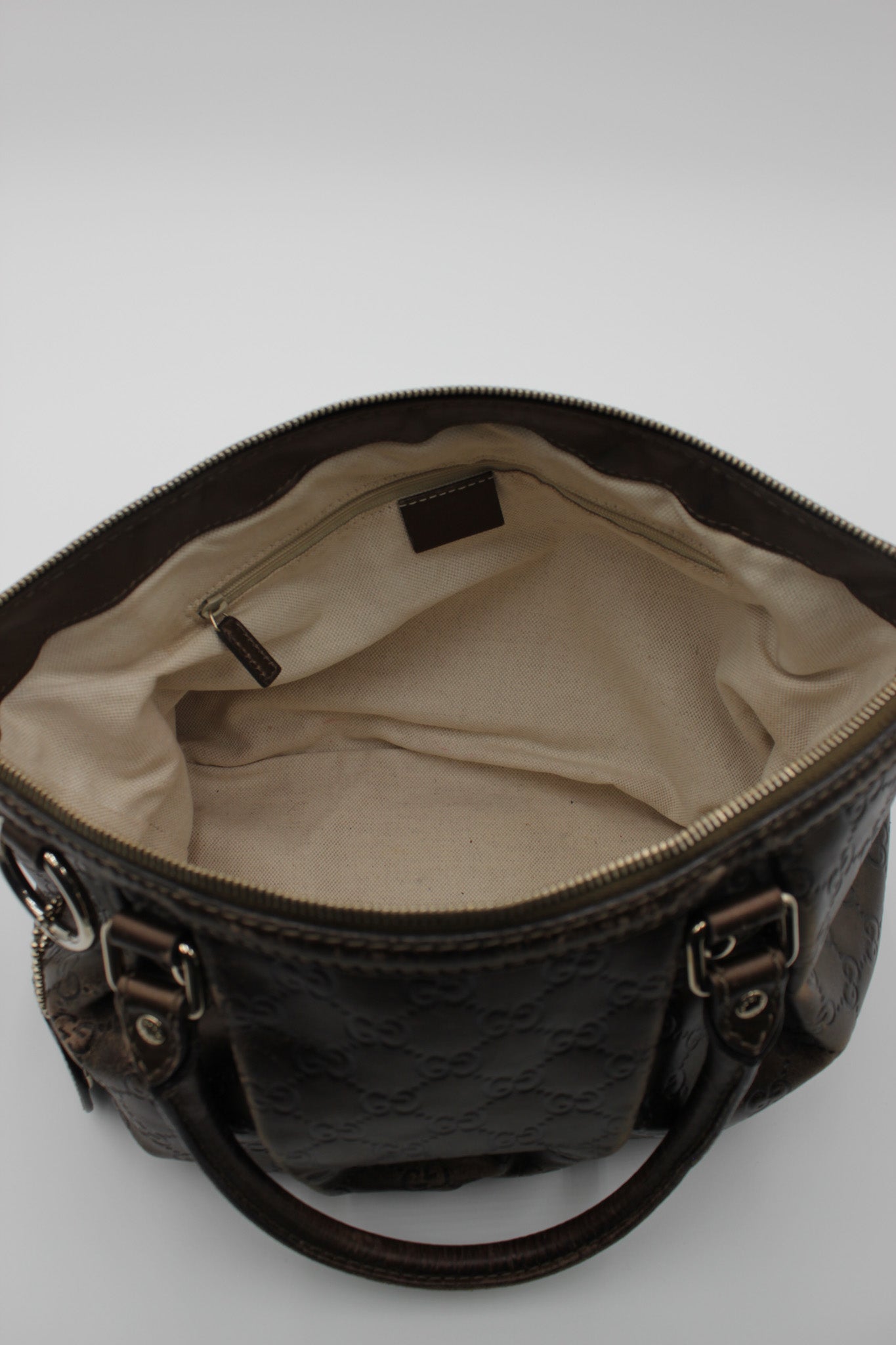 Guccissima GG Leather Hand Bag